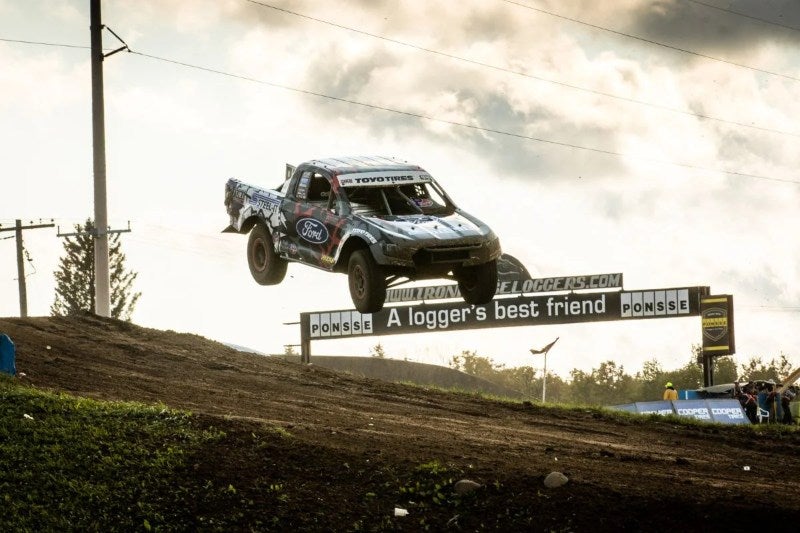 Christopher Polvoorde's vehicle jumping hill at Potawatomi Brush Run